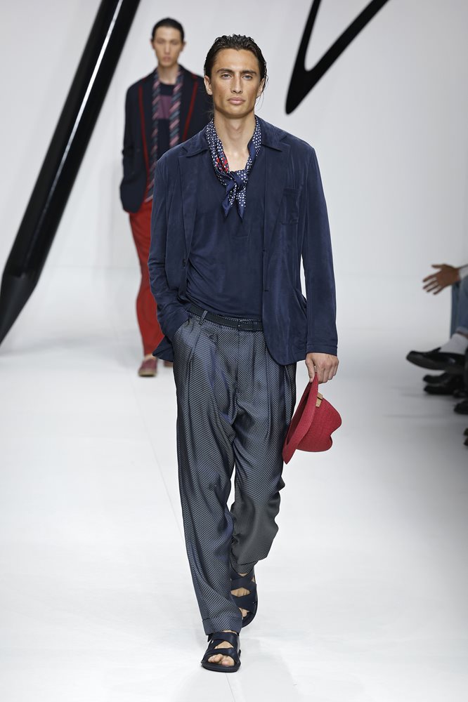 Giorgio-Armani-Menswear-summer-2024 (47) | Showdetails
